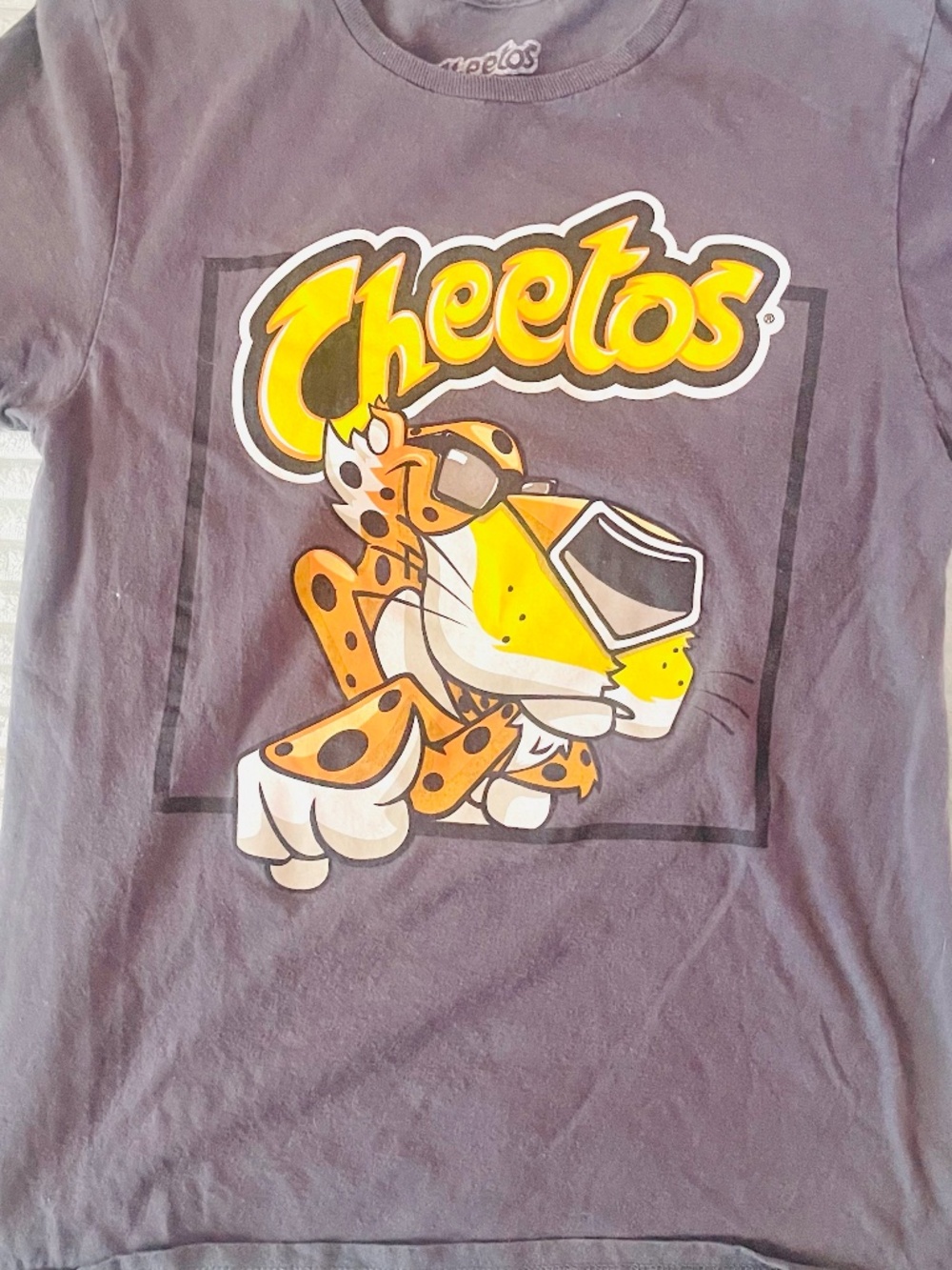 Cheetos Chester Cheetah Graphic T-Shirt Gray Size Small Snack Food Tee